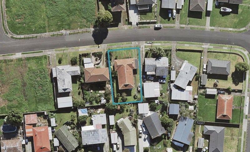 8 Cottingham Crescent, Mangere East, Auckland - Carousel 1