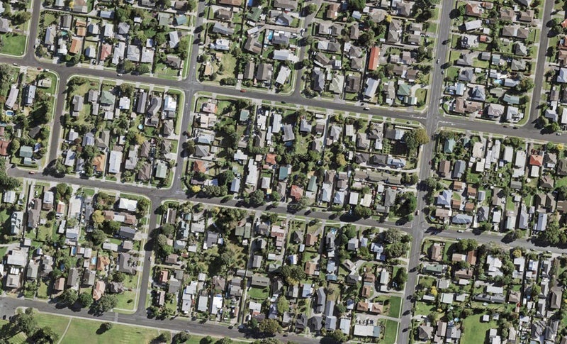 2/13 McInnes Road, Weymouth, Auckland - Carousel 1