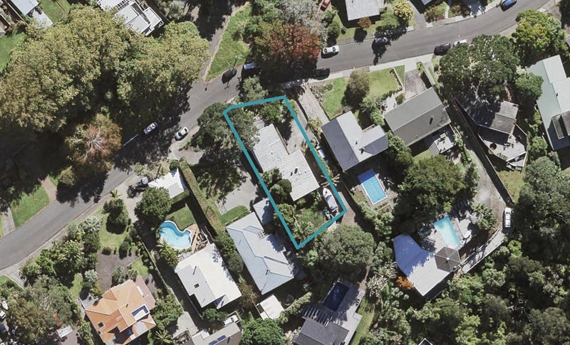 19 Glade Place, Birkenhead, Auckland - Carousel 1
