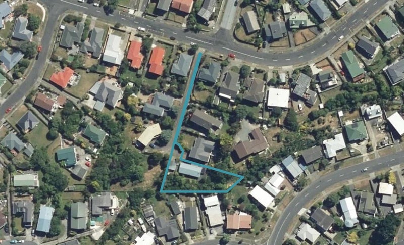 45 Oakleigh Street, Maungaraki, Lower Hutt - Carousel 1