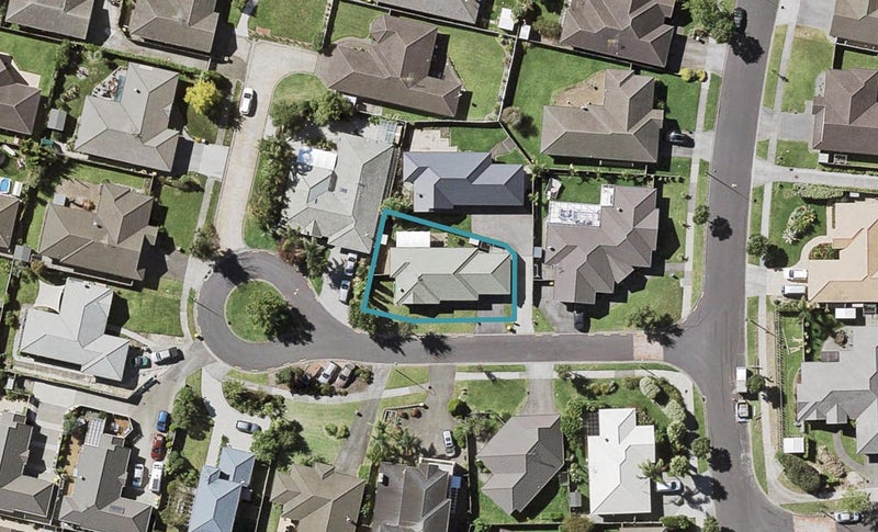 5 Naul Place, East Tamaki Heights, Auckland - Carousel 1