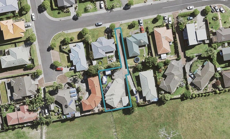 42 View Ridge Drive, Ranui, Auckland - Carousel 1
