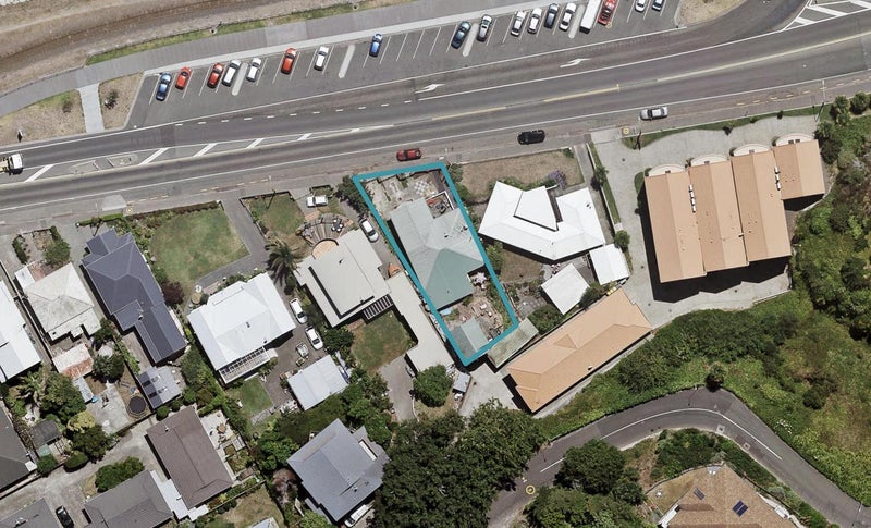 2A Breakwater Road, Bluff Hill, Napier - Carousel 1