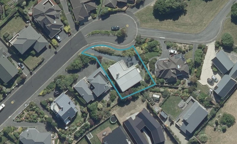 8 Harbour Heights, Waverley, Dunedin - Carousel 1
