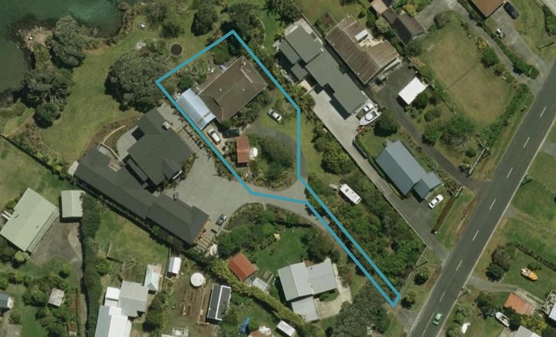272 One Tree Point Road, One Tree Point - Carousel 1