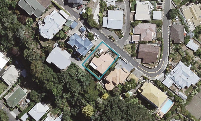 9 Sealy Road, Bluff Hill, Napier - Carousel 1