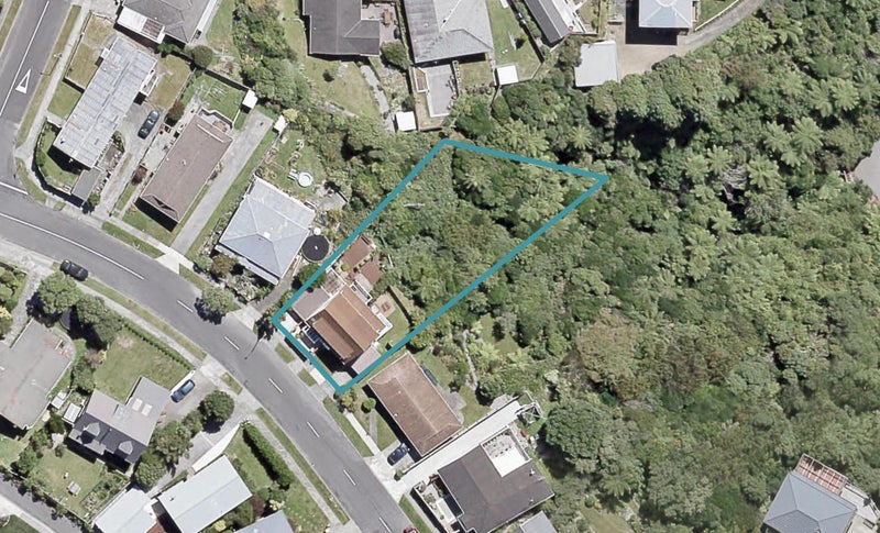 65A Cypress Drive, Maungaraki, Lower Hutt - Carousel 1