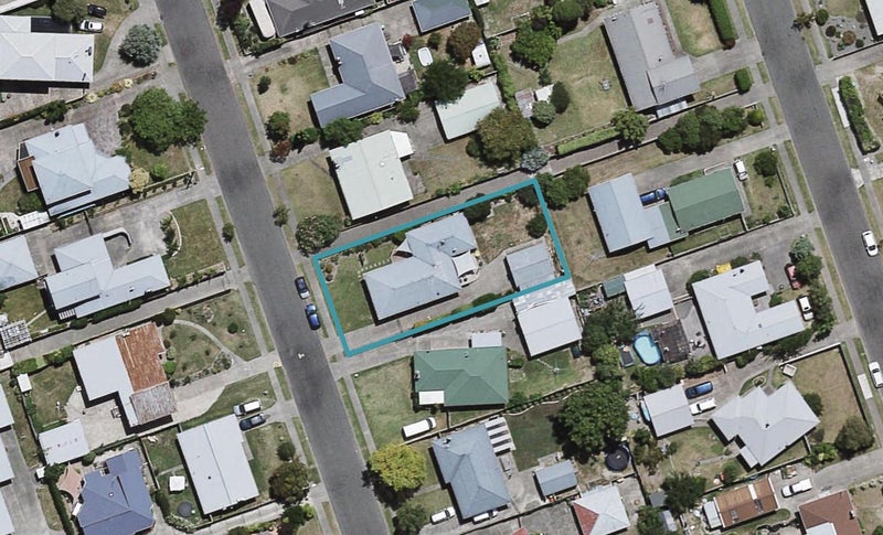 19 Balliol Avenue, Pirimai, Napier - Carousel 1