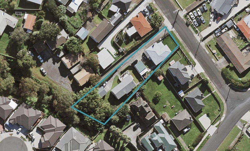2/2 Olive Crescent, Papatoetoe, Auckland - Carousel 1