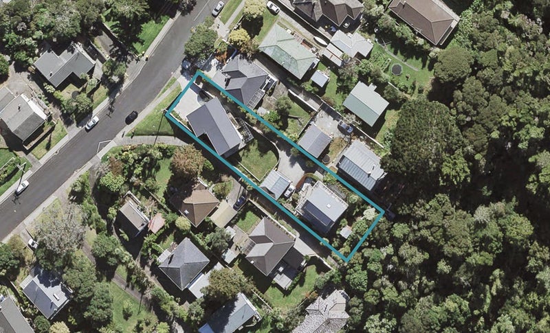 2/77 Verran Road, Birkenhead, Auckland - Carousel 1
