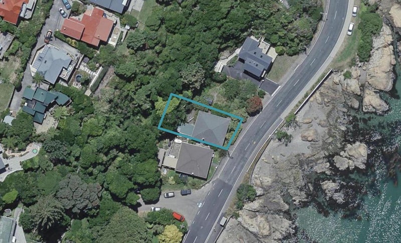 473 Karaka Bay Road, Karaka Bays, Wellington - Carousel 1
