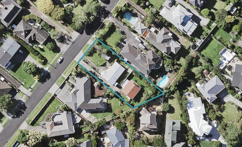 45 Parkhill Road, Mellons Bay, Auckland - Carousel 1