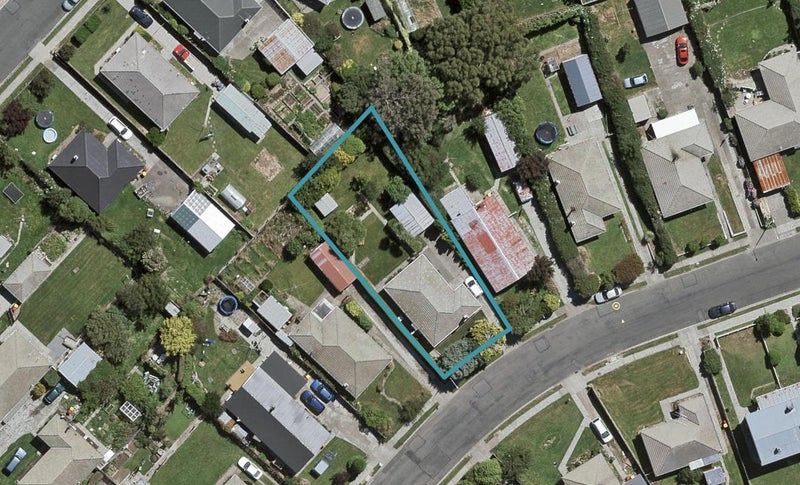 10 Tummel Street, Glengarry, Invercargill - Carousel 1