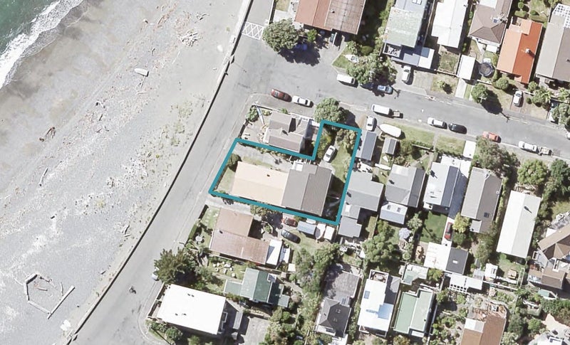 1/29 Kauri Street, Eastbourne, Lower Hutt - Carousel 1