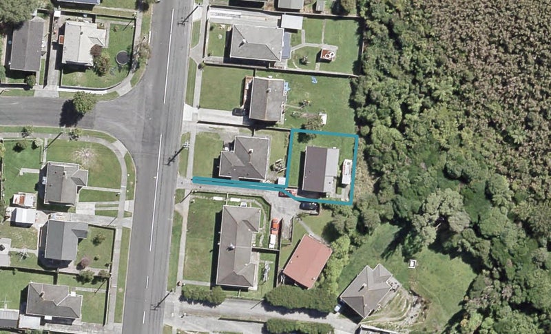 2/194 Waddington Drive, Naenae, Lower Hutt - Carousel 1