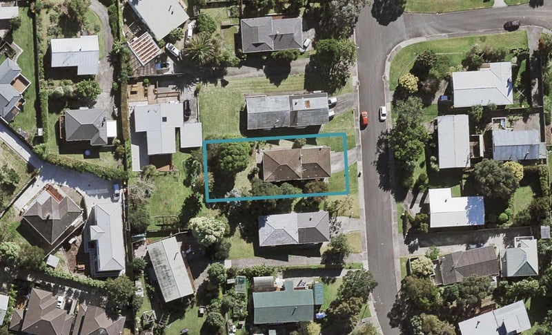 2/14 Kathleen Street, Totara Vale, Auckland - Carousel 1