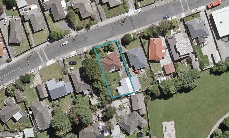 50 Clouston Park Road, Clouston Park, Upper Hutt - Carousel 1