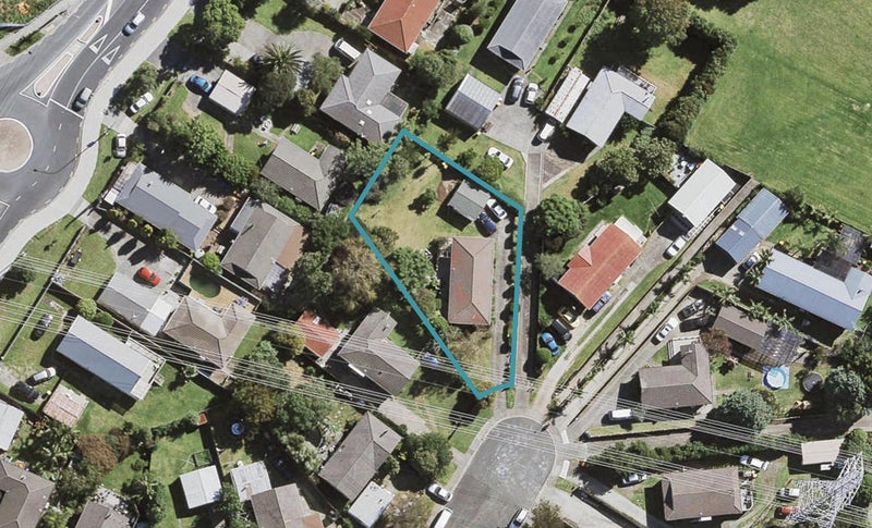 14 Cherry Tree Place, Massey, Auckland - Carousel 1