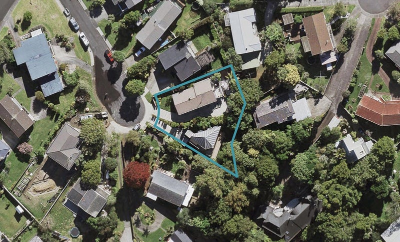 1/7 Almadale Place, Hillcrest, Auckland - Carousel 1