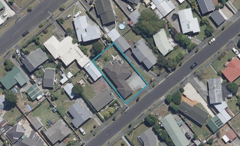 57 Mears Road, St Andrews, Hamilton - Carousel 1