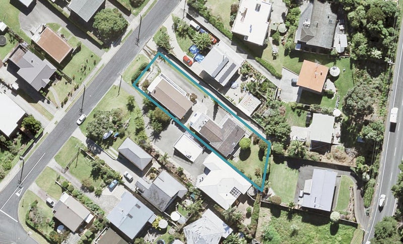 2/49 De Luen Avenue, Tindalls Beach, Whangaparaoa - Carousel 1
