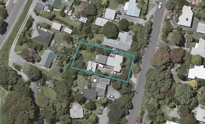 8 Tennis Court Road, Raumati South, Paraparaumu - Carousel 1