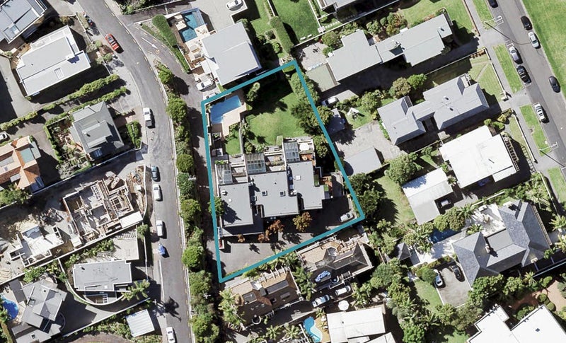 4/10 Auckland Road, St Heliers, Auckland - Carousel 1