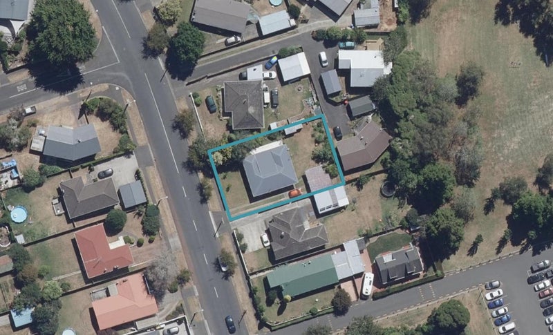 38 Morris Road, Hillcrest, Hamilton - Carousel 1