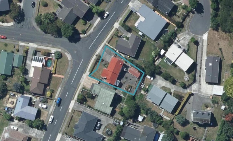 45 Tweed Road, Papakowhai, Porirua - Carousel 1