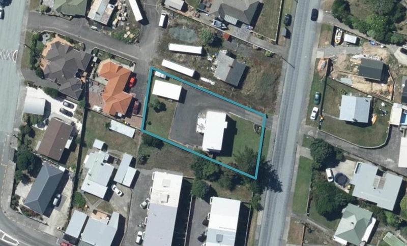 3 Whanake Street, Titahi Bay, Porirua - Carousel 1