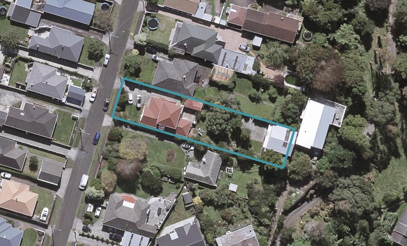 12 Tainui Street, Welbourn, New Plymouth - Carousel 1