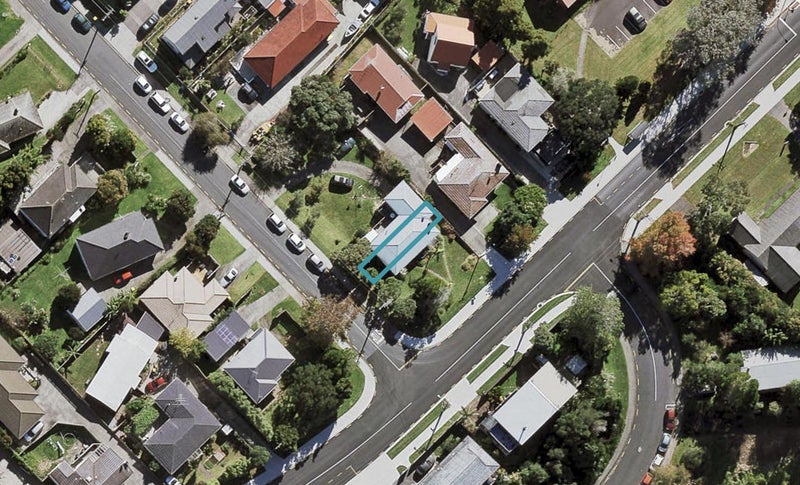 8/98 Tonar Street, Northcote, Auckland - Carousel 1