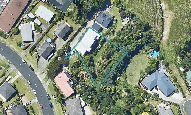 9 Townhead Crescent, Bethlehem, Tauranga - Carousel 1