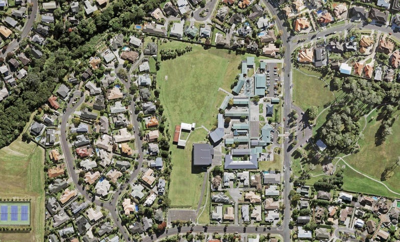 99 Marina Drive, WEST HARBOUR, AUCKLAND - Carousel 1