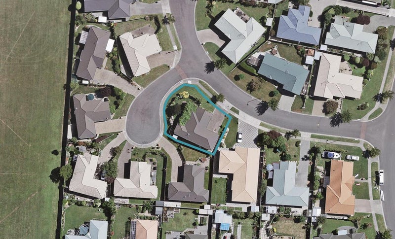 7 Aintree Place, Taradale, Napier - Carousel 1