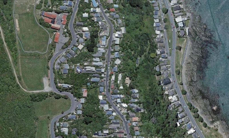 37 View Road, Houghton Bay, Wellington - Carousel 1