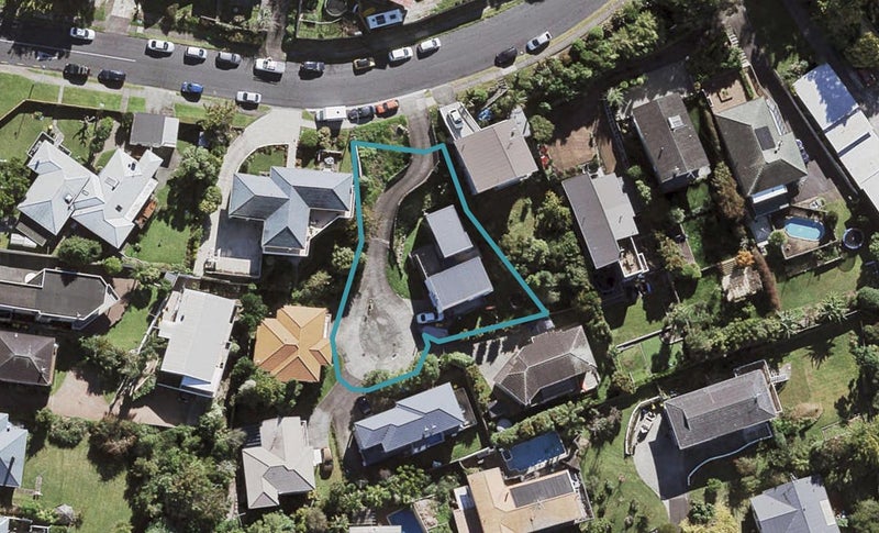 5A Speedy Crescent, Hillcrest, Auckland - Carousel 1