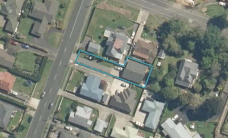 18 Burns Street, Leamington, Cambridge - Carousel 1