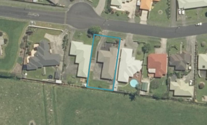 12 Harris Place, Ngatea, Ngatea - Carousel 1