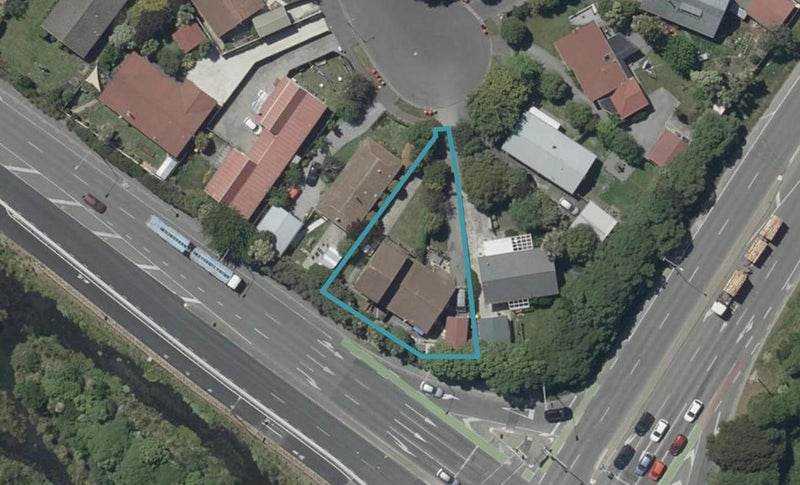 2/14 Hersham Place, Bromley, Christchurch - Carousel 1