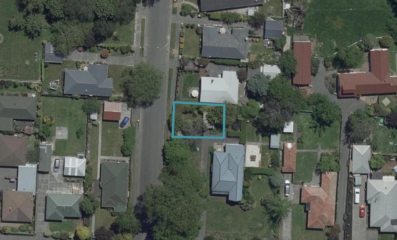 3/4 Ramore Place, Redwood, Christchurch - Carousel 1