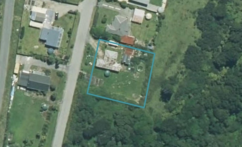 10 Butlers Road, Hokitika - Carousel 1