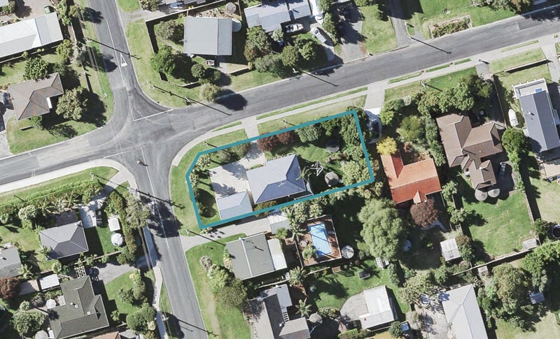 21 Third View Avenue, Beachlands, Auckland - Carousel 1