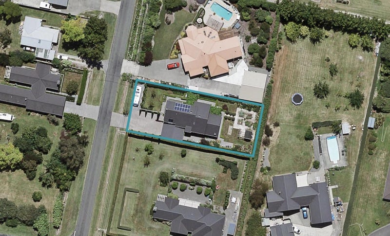 18 Napier Street, Jervoistown, Napier - Carousel 1