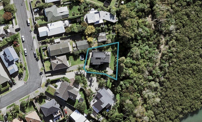 18A Sunny Brae Crescent, Westmere, Auckland - Carousel 1