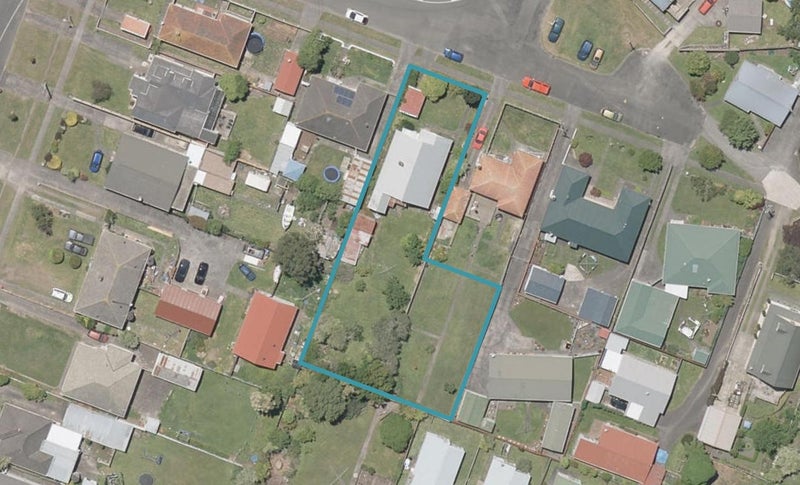 50 Hakeke Street, Whanganui East, Whanganui - Carousel 1