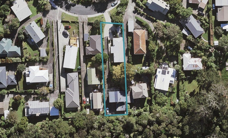 1/20 Coroglen Avenue, Birkenhead, Auckland - Carousel 1