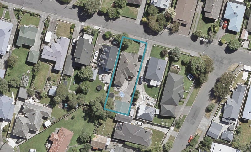 16 Trinity Avenue, Epuni, Lower Hutt - Carousel 1