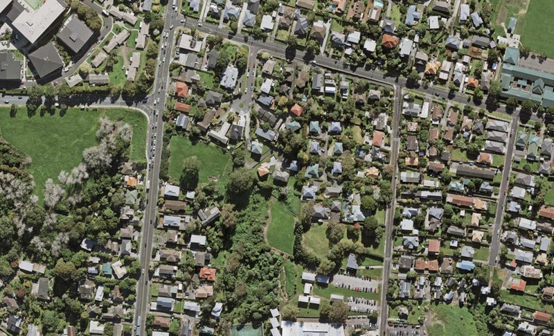 6D Hilstan Place, Onehunga, Auckland - Carousel 1