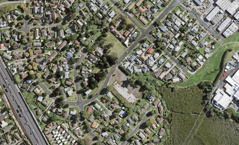 93C Kindergarten Drive, Conifer Grove, Takanini - Carousel 1